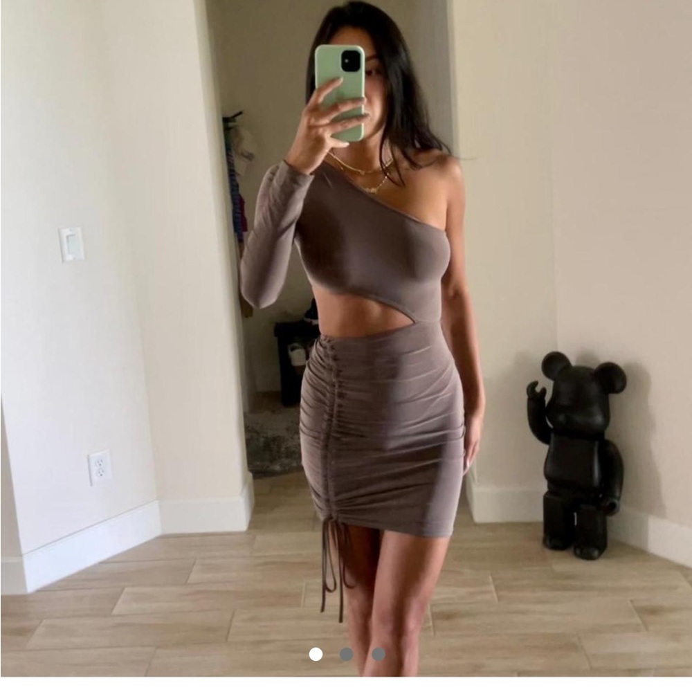 Sexy, mauve, one shoulder, cut out dress